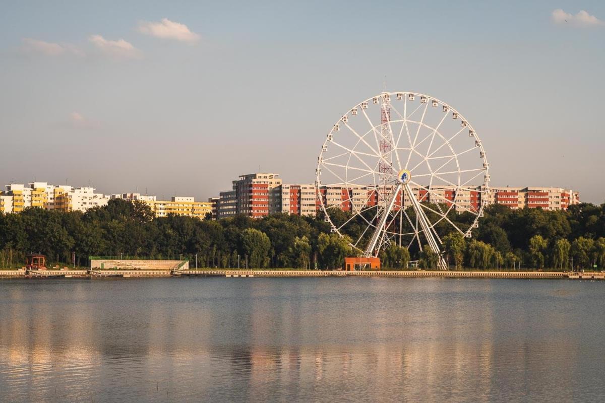 Sunshine - New & Quiet 1Br Apt, Business Area, Close To Airport, Highway A3, Subway Bucharest Exterior photo